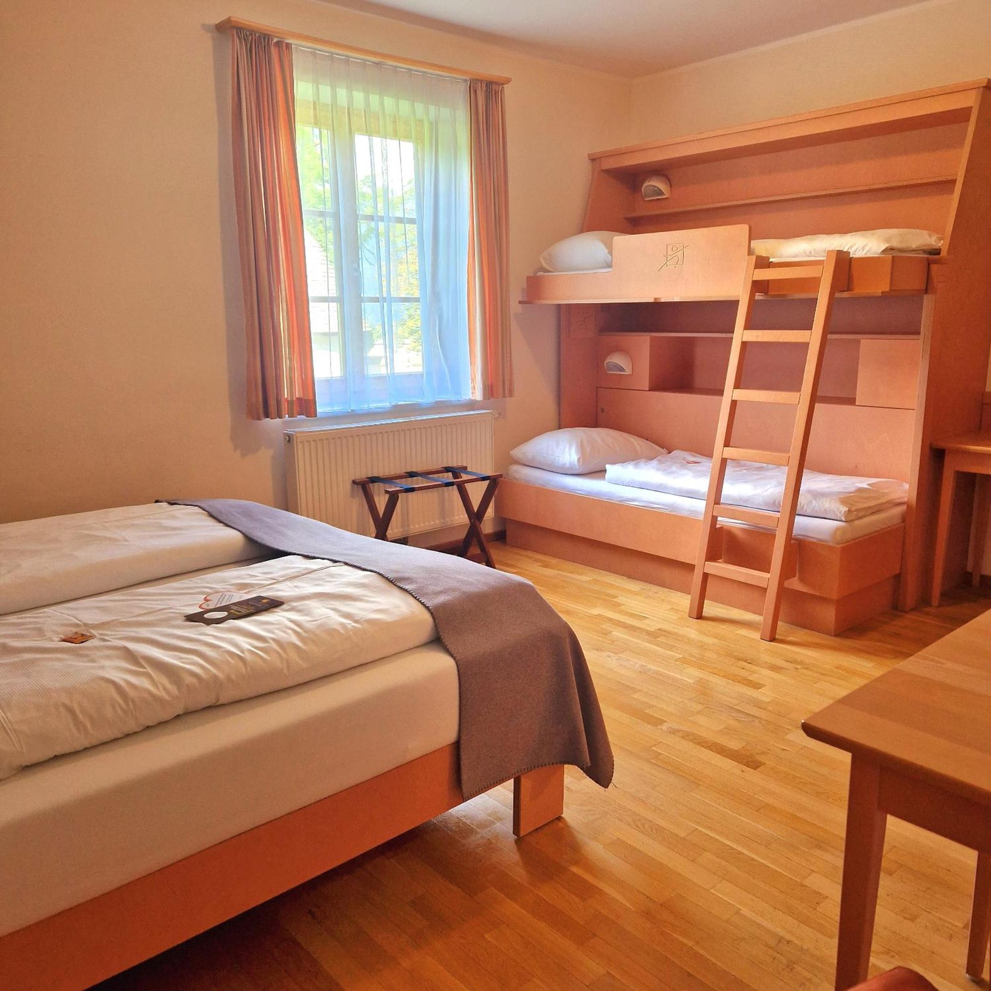 Hotel Jufa Schloss Roethelstein